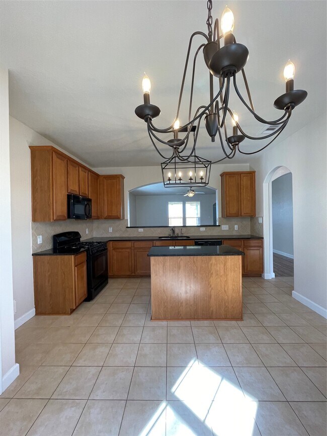 Foto del edificio - 2313 Cantabria Ln