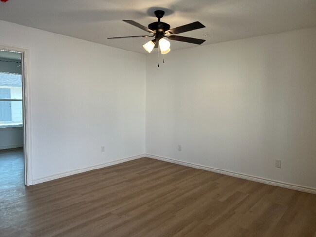 Foto del edificio - 3406 TX-36