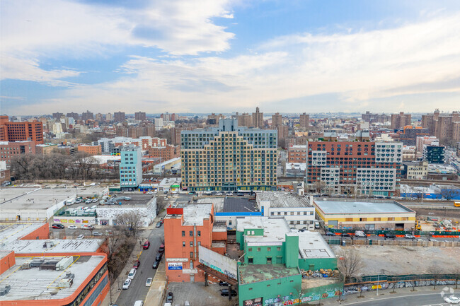 Aerial Photo - Pointe 310