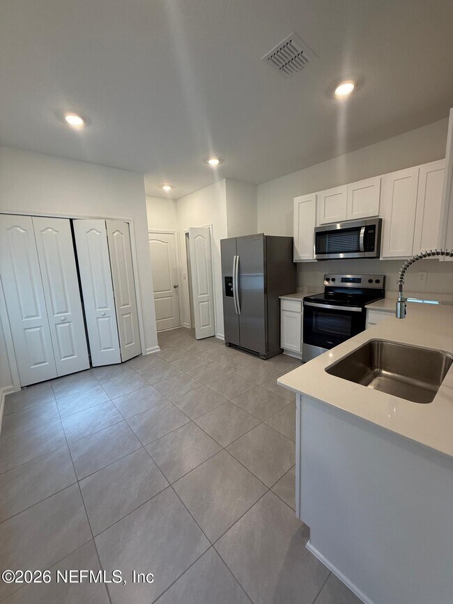 Foto del edificio - 89 Blue Hvn Rd