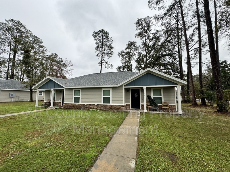 Foto principal - 80 SW 5th St