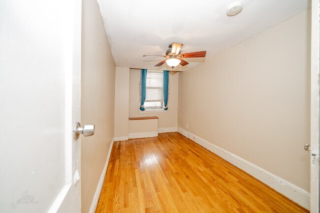 Foto del edificio - 32 Sidlaw Rd