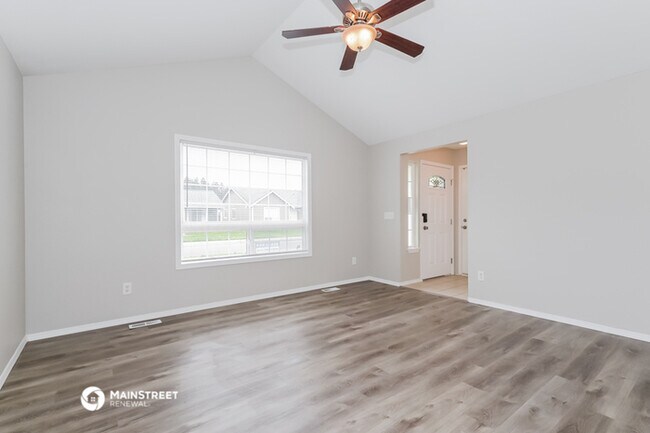 Foto del edificio - 20210 13th Ave Ct E