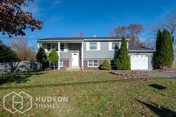 Foto principal - 308 Colonial Dr