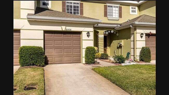 Building Photo - 8568 Trail Wind Dr