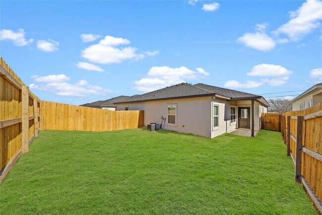 Foto del edificio - 373 County Rd 306