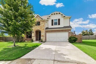 Building Photo - 5601 Fremont Dr