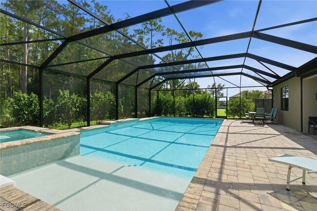 Building Photo - 11012 Castlereagh St