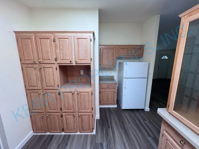 Building Photo - FREE RENT! Charming 3 Bed, 2 Bath Portland...