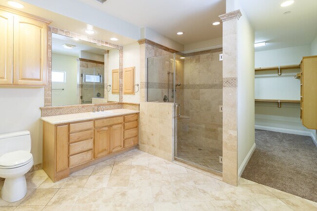 Foto del edificio - 2104 Perry Ave