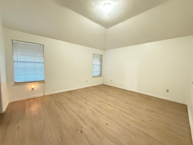 Foto del edificio - 13810 Audra Ln