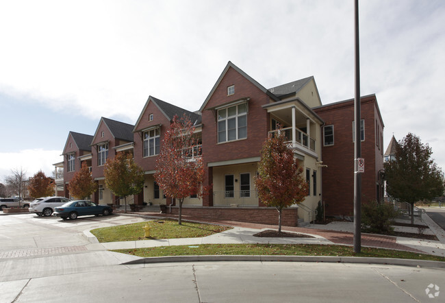 Building Photo - Mason Street North