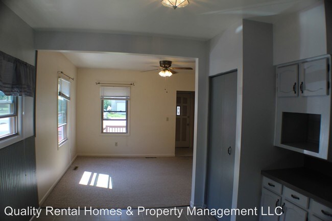 Building Photo - 2 br, 1 bath House - 2267 E McLean Ave