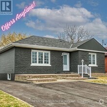 Building Photo - 346 Pottruff Rd N