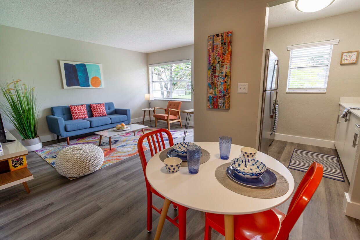 Vue on 67th 4199 SW 67th Ave Davie, FL