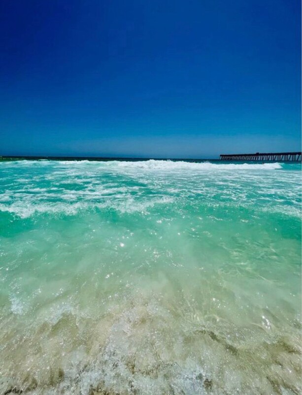 Foto del edificio - 2751 Bay Club Dr