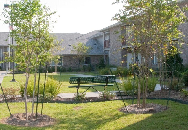 Building Photo - 8280 Cypress Rd