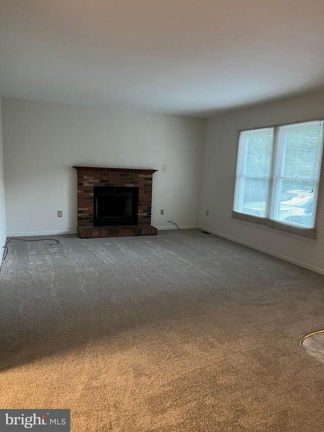 Foto del edificio - Welcome to Lake of the Woods!  An amazing community!