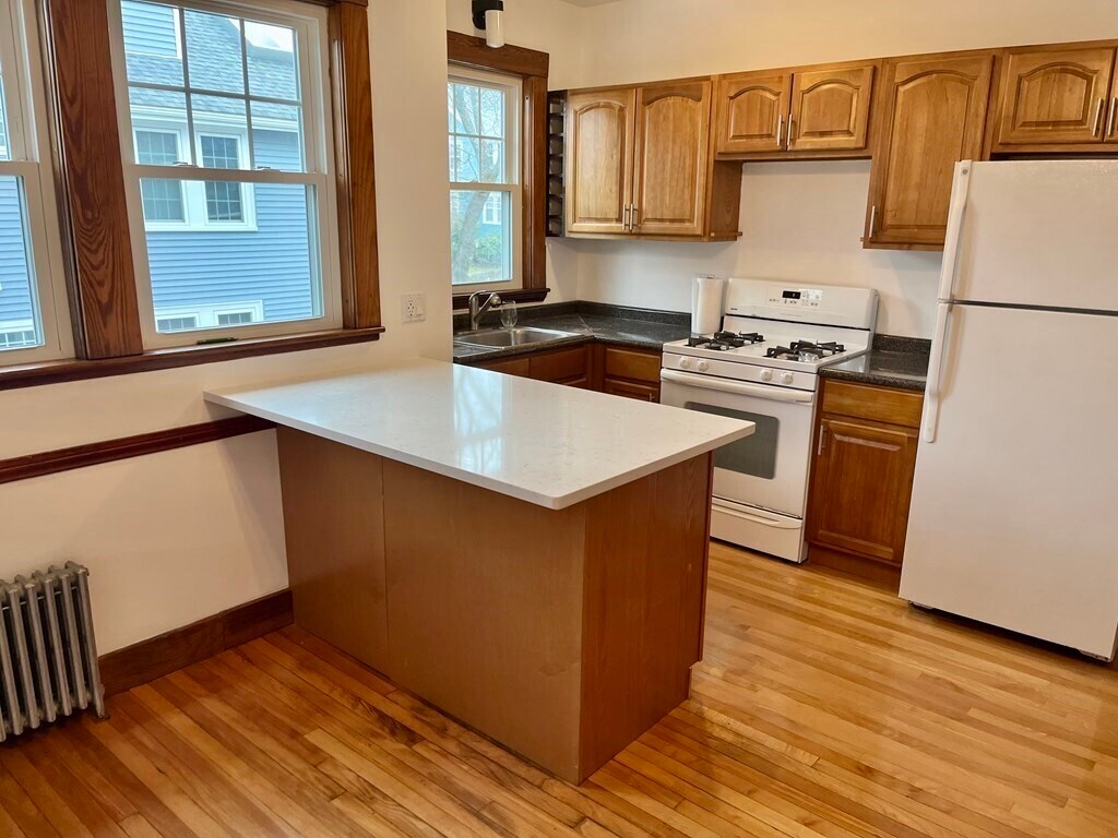 37 Springfield St Unit 2, Belmont, MA 02478 Apartment for Rent in