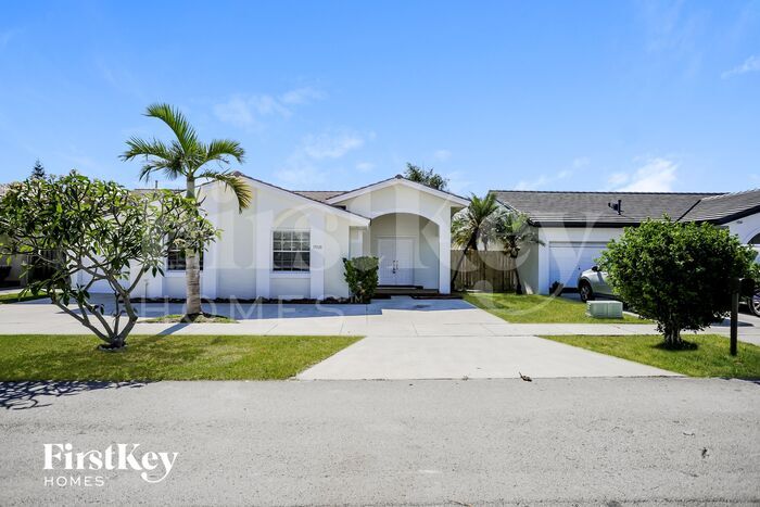 Foto principal - 17020 SW 145th Ct