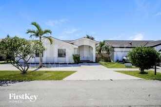 Building Photo - 17020 SW 145th Ct