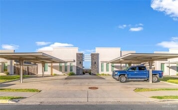 Building Photo - 12 Stardust Ln