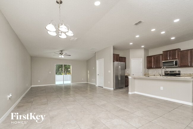 Building Photo - 10224 Strawberry Tetra Dr