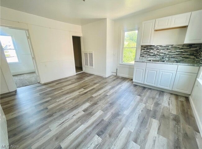 Foto del edificio - 4002 Robert Ave