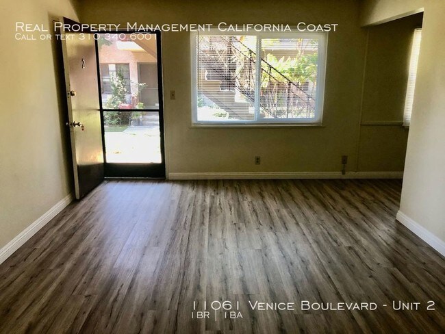 Foto del edificio - 11061 Venice Blvd