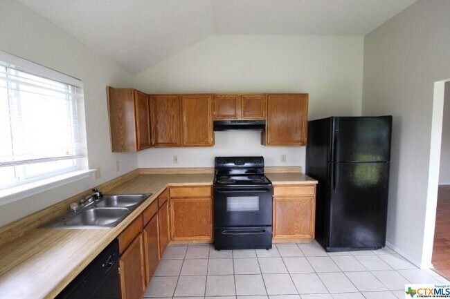 Foto del edificio - 2305 Woodlands Dr
