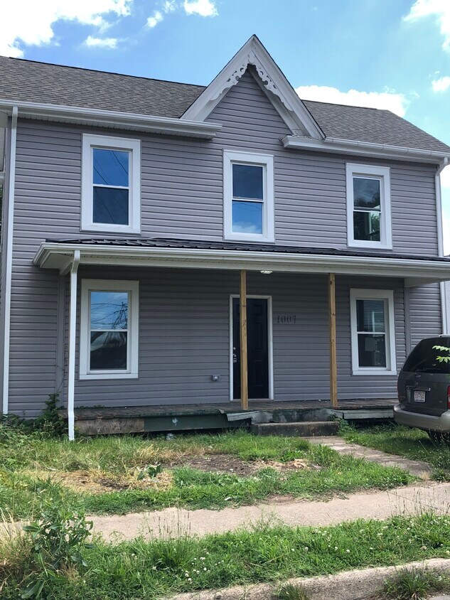 Foto principal - 1007 Tazewell Ave SE