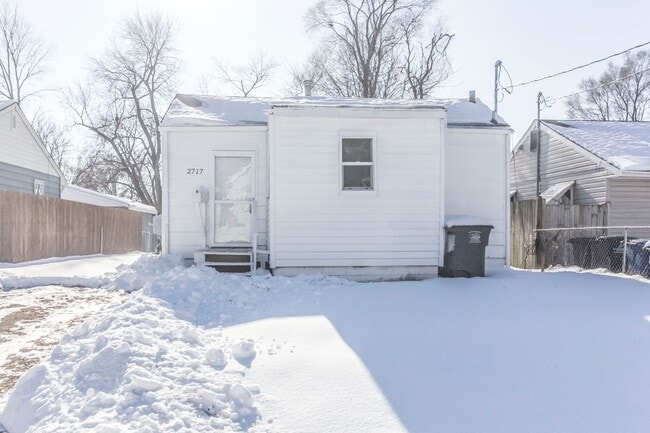 Building Photo - Newly remodeled 2 bedroom 1 bath home