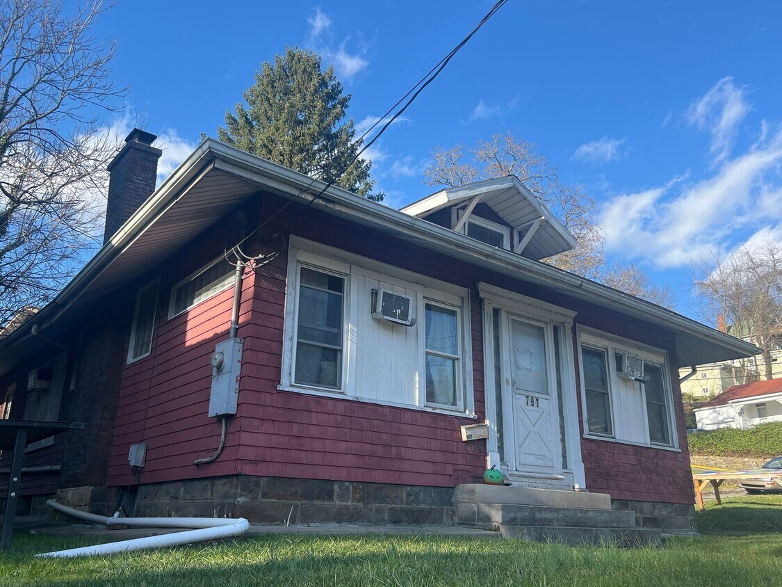 Primary Photo - 3 br, 2 bath House - 791 Willey Street