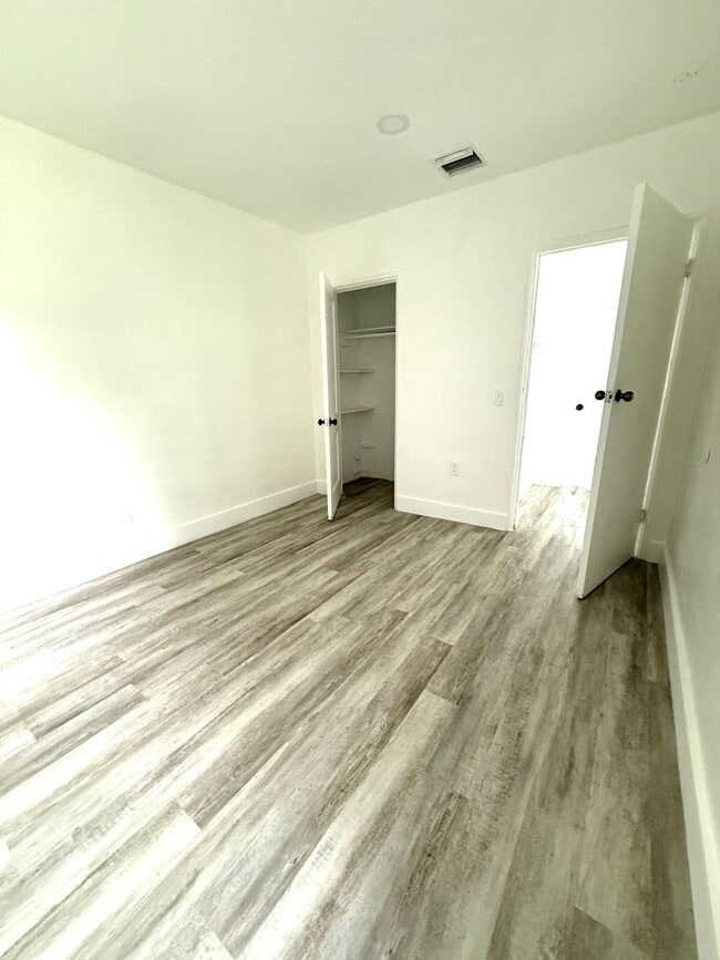 Photo - 1251 NW 57th St House