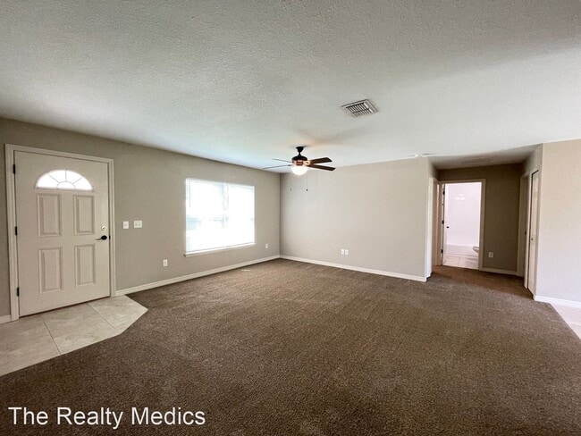 Building Photo - 3 br, 2 bath House - 2427 SW 168th Loop