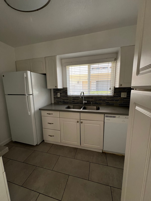 Foto del edificio - 2435 W 227th St