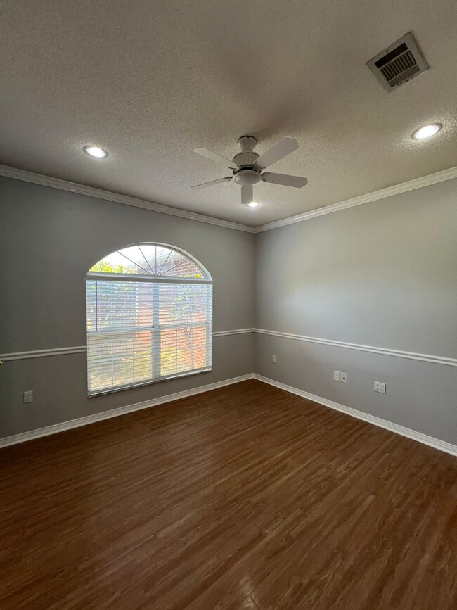 Foto del edificio - 4 Bedrooms in Navarre