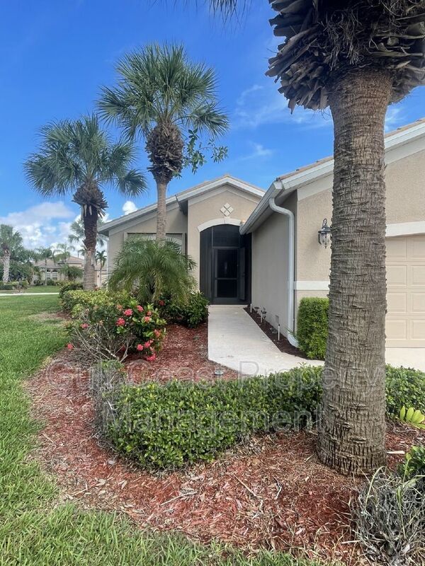 Primary Photo - 13818 Village Creek Dr
