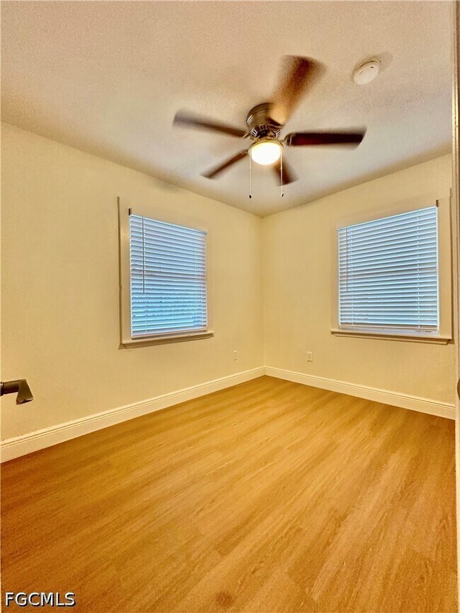 Foto del edificio - 3208-3216-3216 Dale St