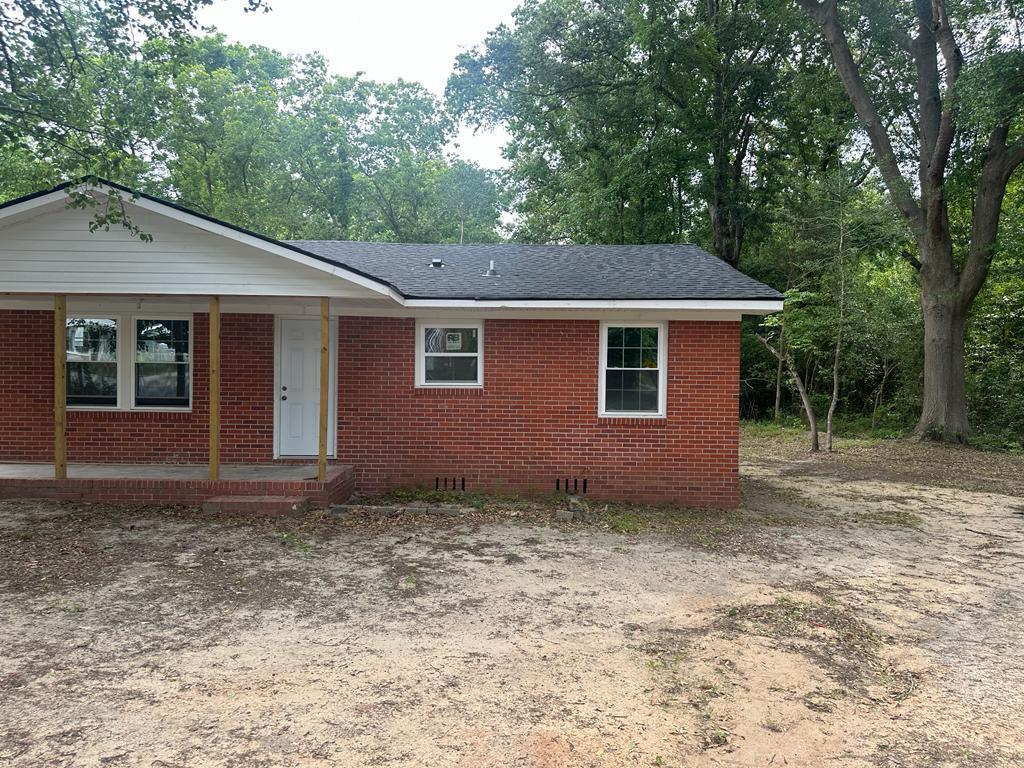 106 Marion St, Cheraw, SC 29520 House Rental in Cheraw, SC