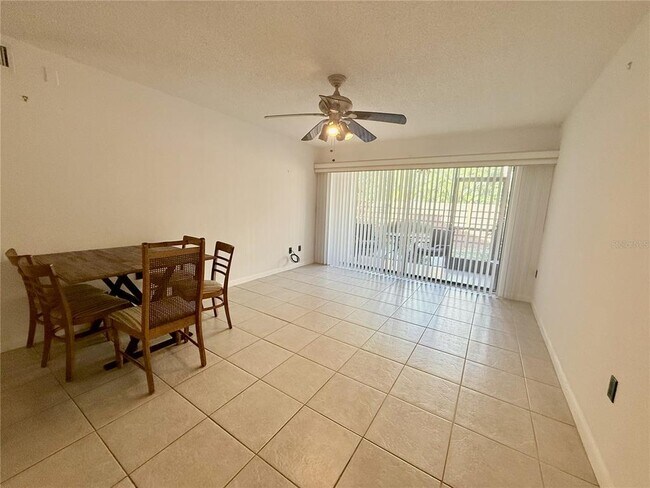 Foto del edificio - 631 N Orange Ave