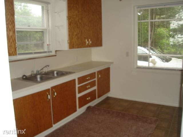 Building Photo - 3 br, 1 bath House - 3427 Edna Blvd