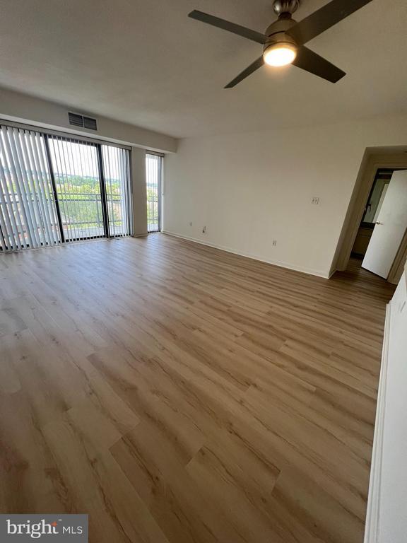 Building Photo - 1530 Key Blvd