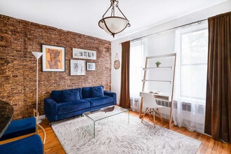 Building Photo - 233 E 26th St
