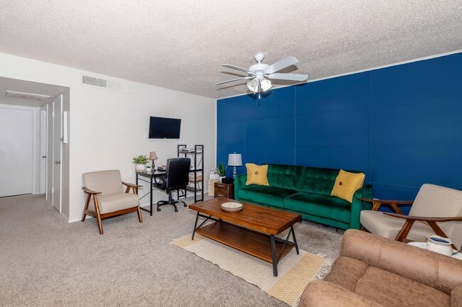 Foto del edificio - The Landing at Pinewood Park