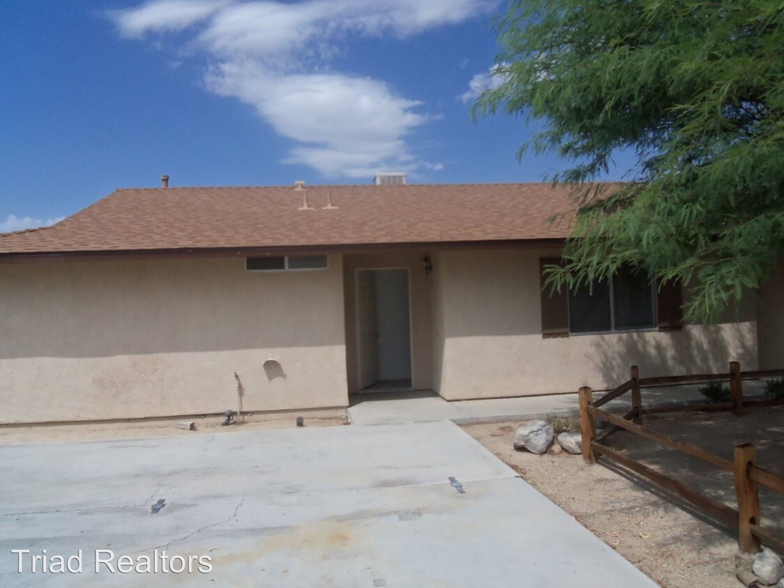 6590 Cienega Dr, Twentynine Palms, CA 92277 Apartment for Rent in