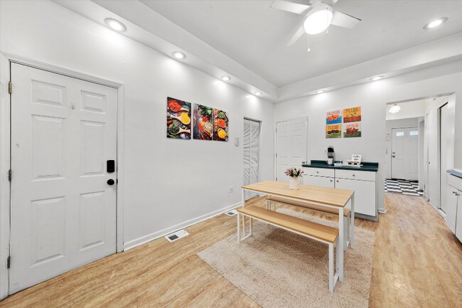 Foto del edificio - 901 S Bishop St