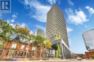 Building Photo - 125-125 Peter St