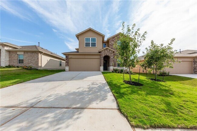 Foto del edificio - 7217 Branrust Dr