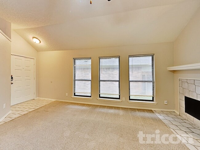 Foto del edificio - 1637 Woodhall Way